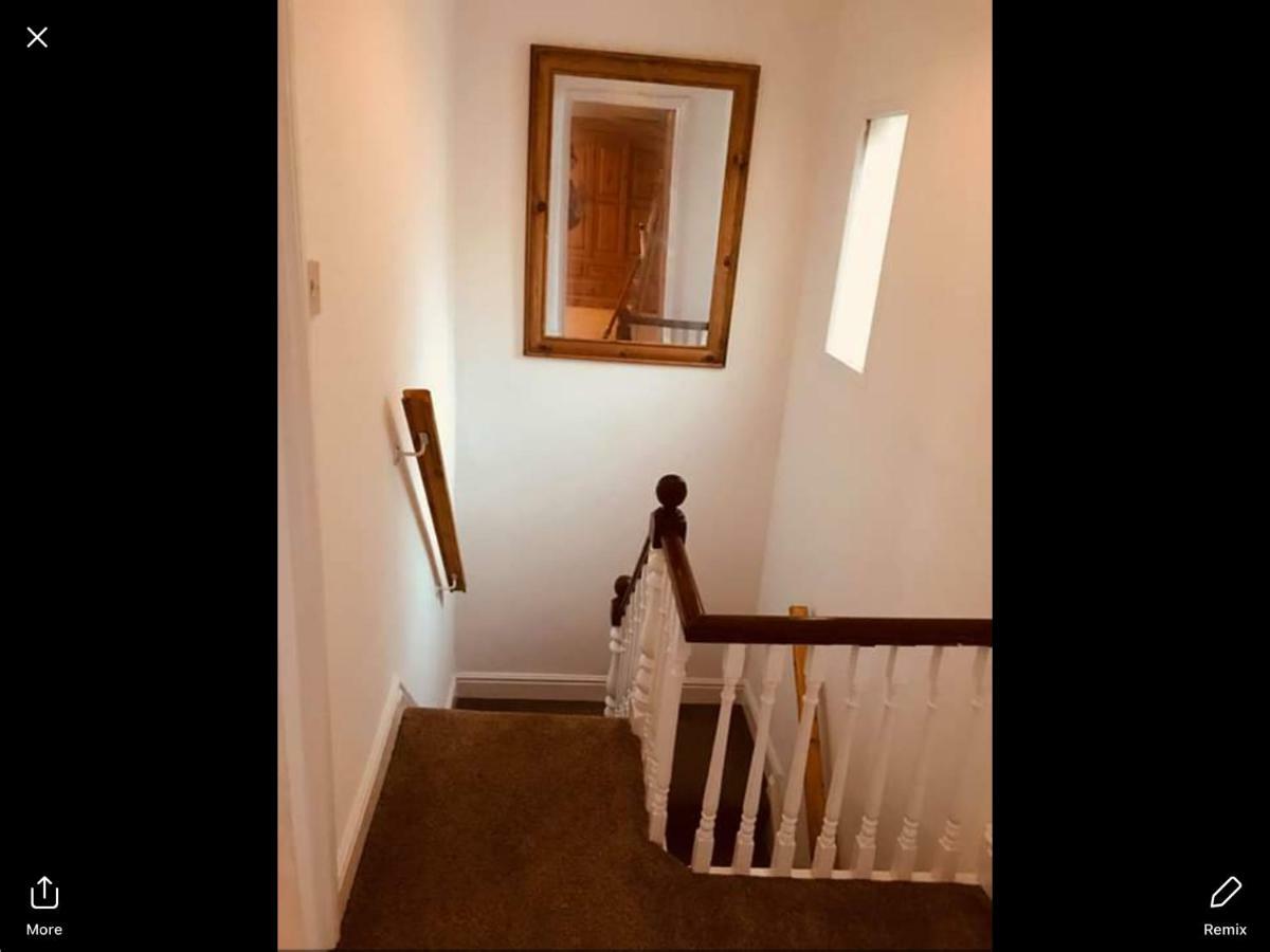 Waterfront Apartment スカーバラ エクステリア 写真